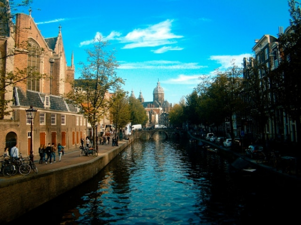 Amsterdamse gracht overdag